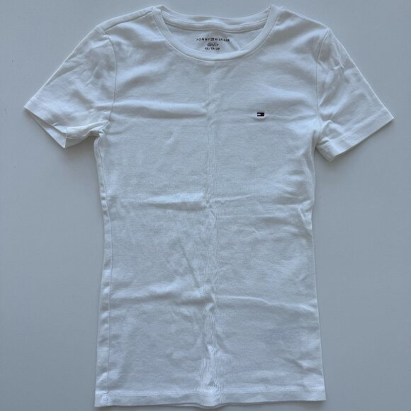 NEW Tommy Hilfiger Women's Crewneck Favorite T-Shirt - Picture 1 of 2